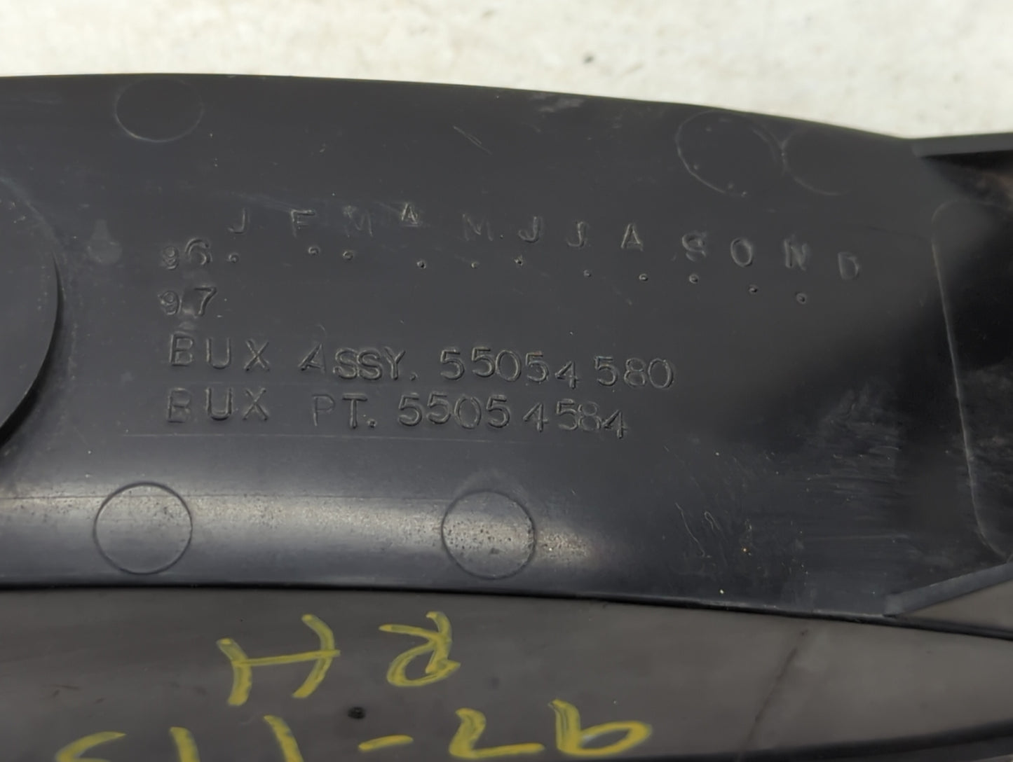 1993-1998 Jeep Grand Cherokee Tail Light Assembly Passenger Right OEM P/N:55054580 55054584 Fits OEM Used Auto Parts - Oemus