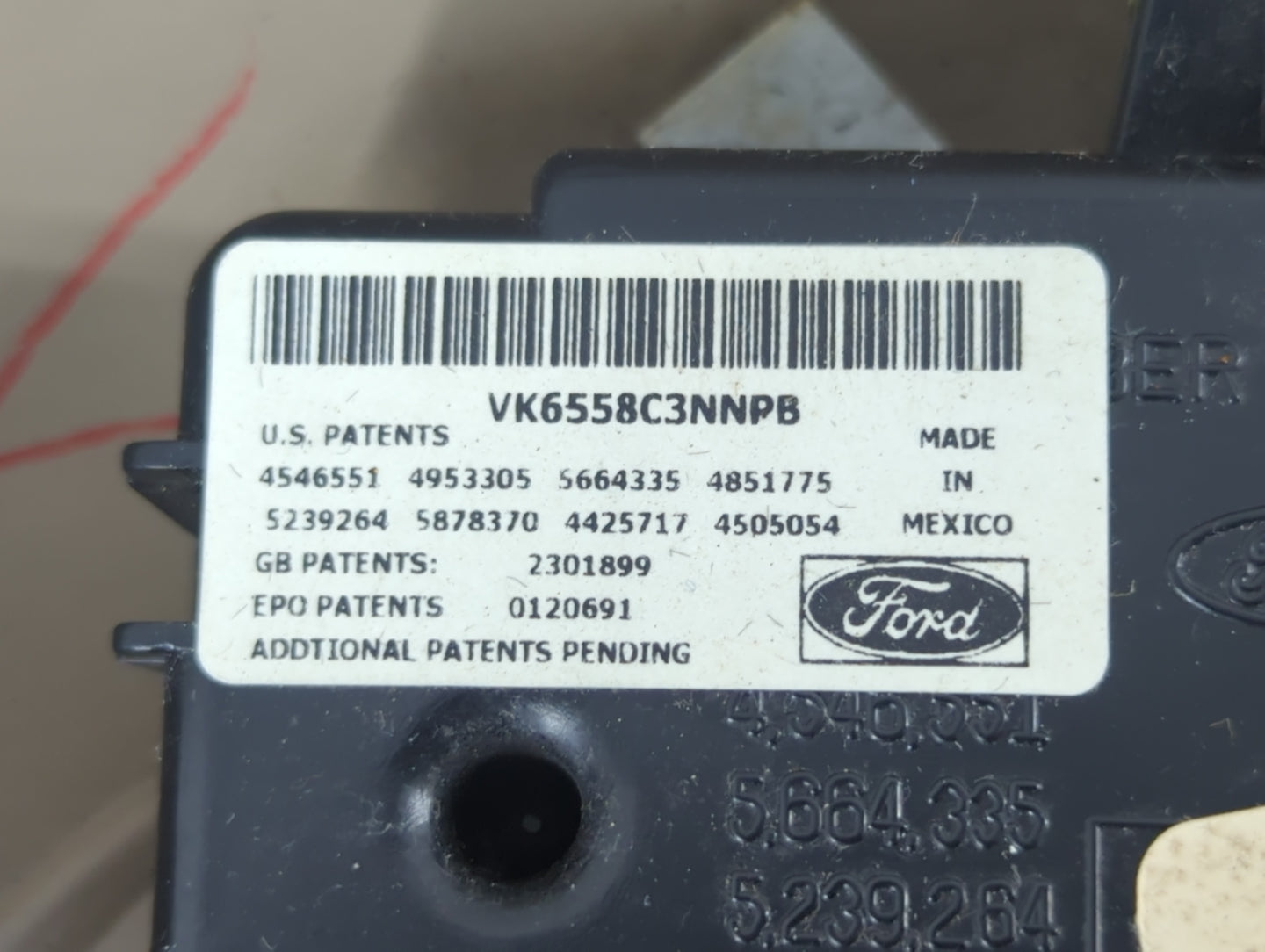 1998 Jeep Grand Cherokee Overhead Roof Console - Oemusedautoparts1.com