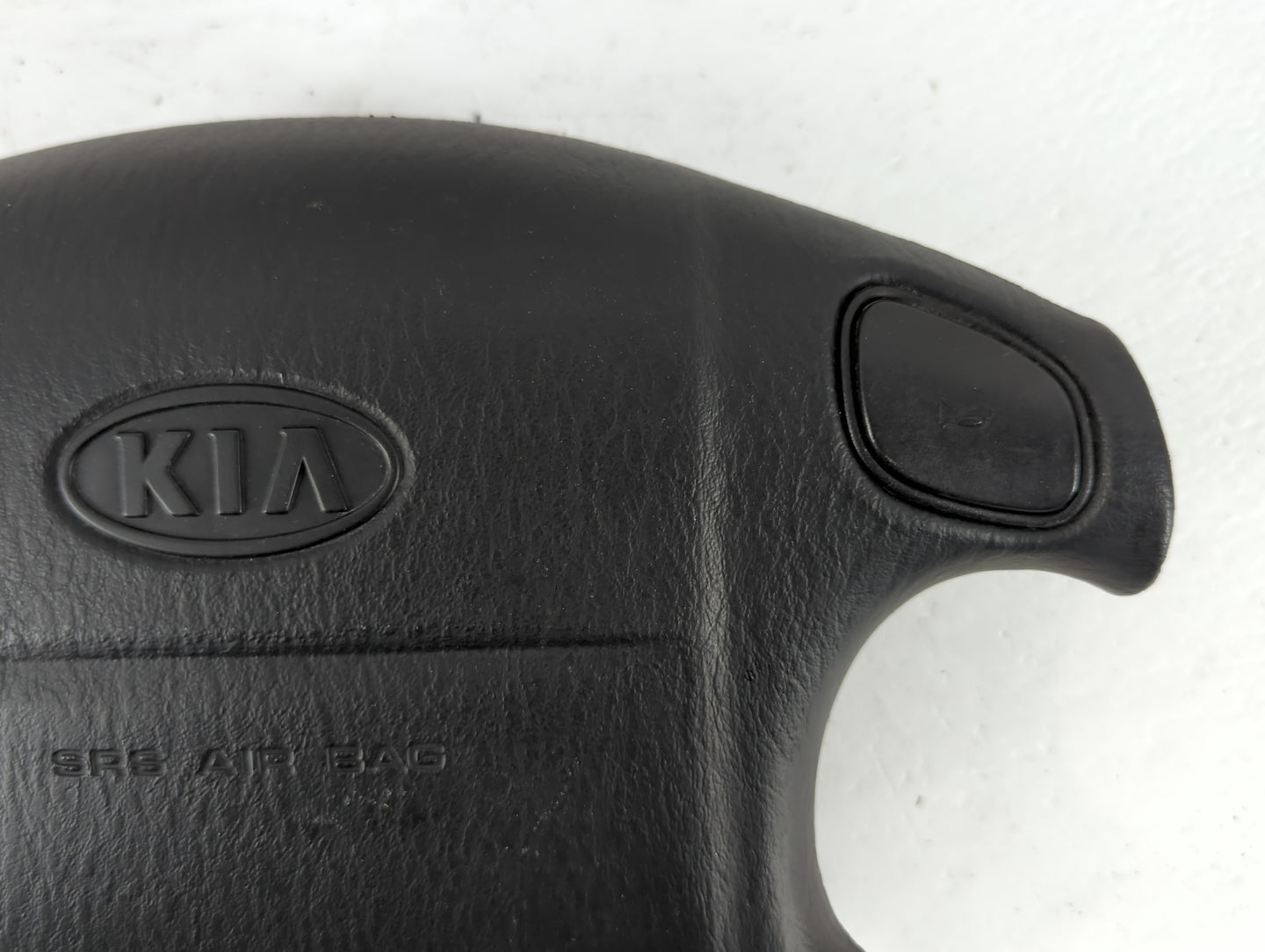 1998 Kia Sephia Air Bag Driver Left Steering Wheel Mounted Fits OEM Used Auto Parts - Oemusedautoparts1.com