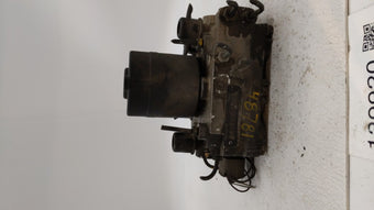 compare product 1999 Land Rover Discovery ABS Pump Control Module Replacement P/N:78 407 003 0 Fits OEM Used Auto Parts