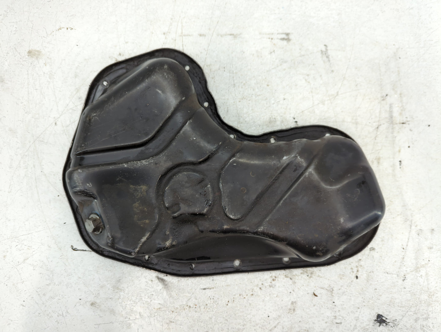 1994-2003 Lexus Es300 Engine Oil Pan Fits OEM Used Auto Parts - Oemusedautoparts1.com
