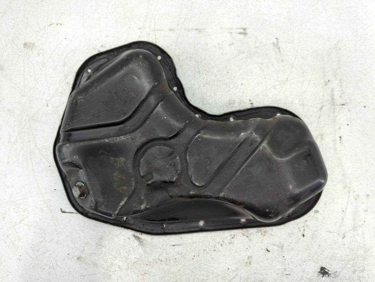 1994-2003 Lexus Es300 Engine Oil Pan Fits OEM Used Auto Parts - Oemusedautoparts1.com
