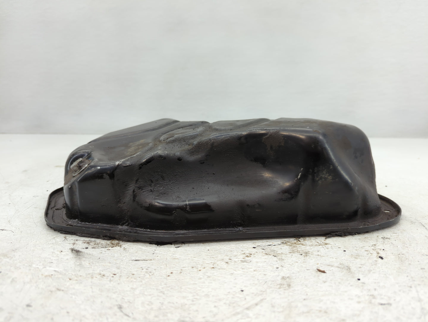 1994-2003 Lexus Es300 Engine Oil Pan Fits OEM Used Auto Parts - Oemusedautoparts1.com