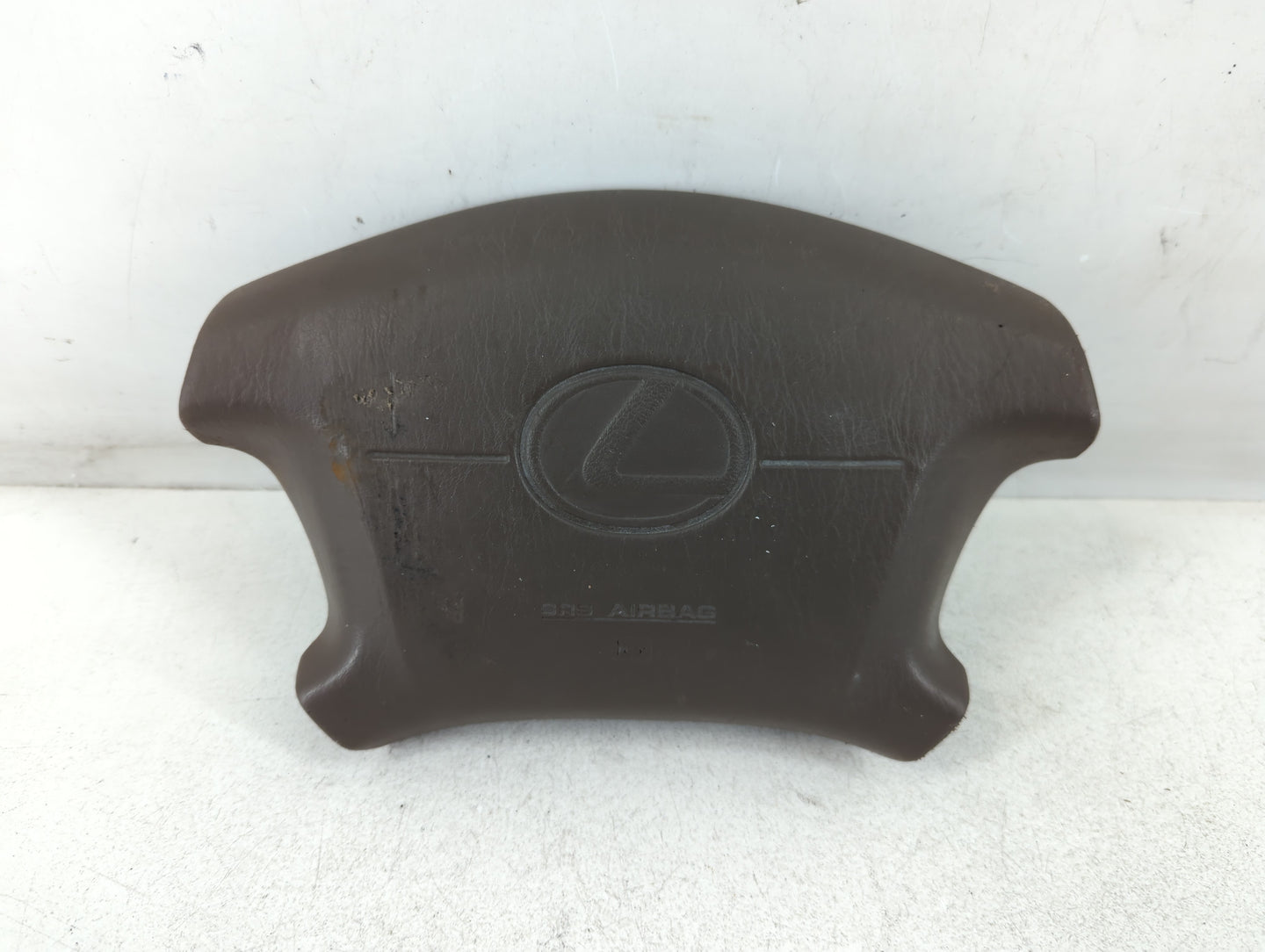 1998 Lexus Es300 Air Bag Driver Left Steering Wheel Mounted P/N:901398897A66 Fits OEM Used Auto Parts - Oemusedautoparts1.co