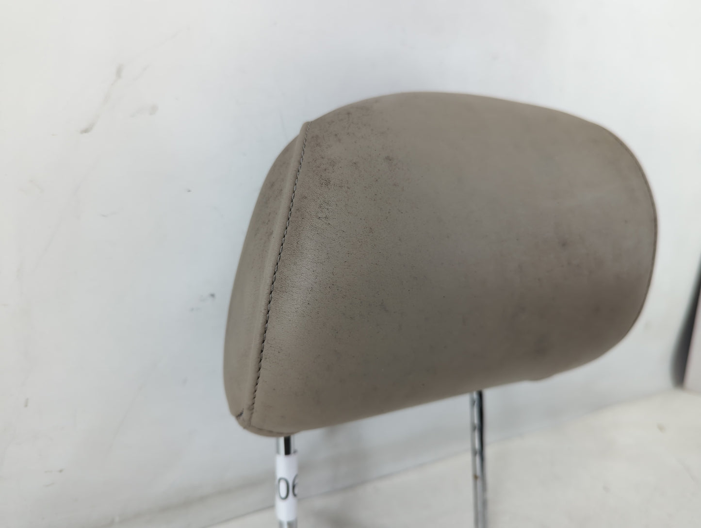 1998 Lexus Es300 Headrest Head Rest Front Driver Passenger Seat Fits OEM Used Auto Parts - Oemusedautoparts1.com