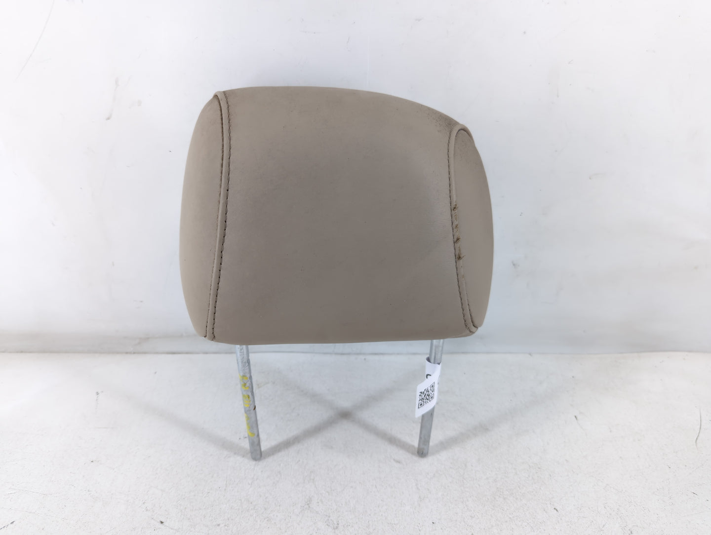 1998 Lexus Es300 Headrest Head Rest Front Driver Passenger Seat Fits OEM Used Auto Parts - Oemusedautoparts1.com