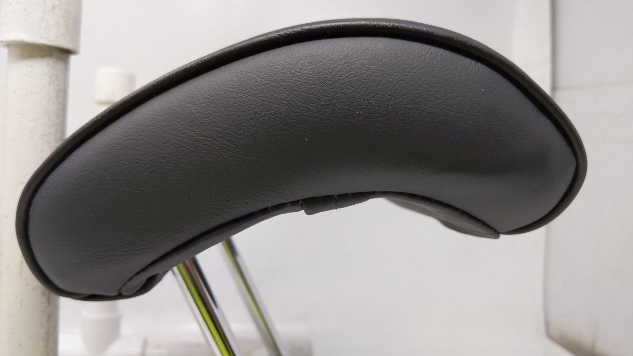 1998 Lexus Gs300 Headrest Head Rest Rear Center Seat Fits OEM Used Auto Parts - Oemusedautoparts1.com