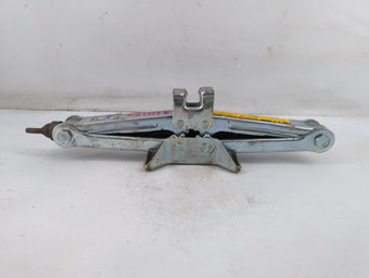 compare product 1998 Lexus Gs300 Spare Scissor Car Jack