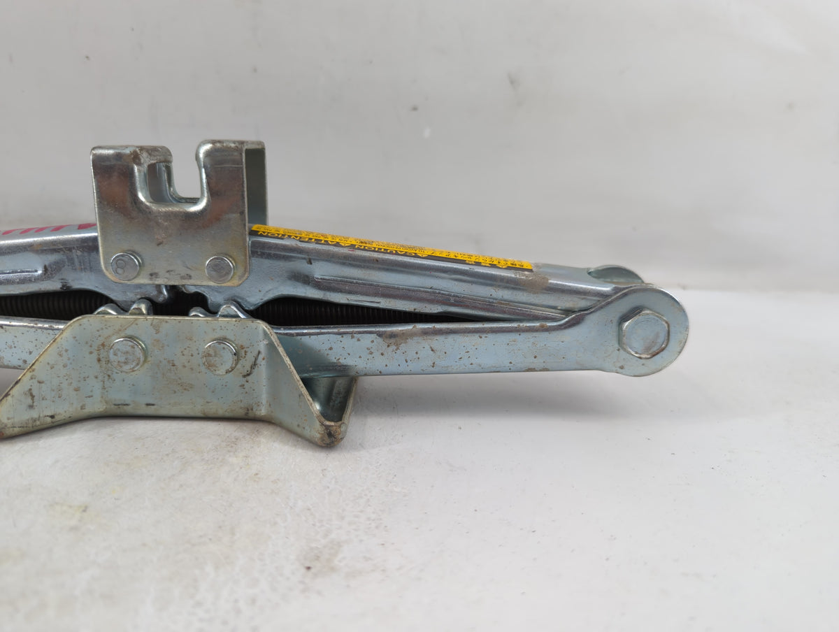 1998 Lexus Gs300 Spare Scissor Car Jack - Oemusedautoparts1.com