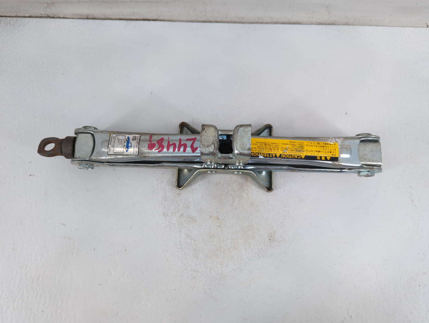1998 Lexus Gs300 Spare Scissor Car Jack - Oemusedautoparts1.com