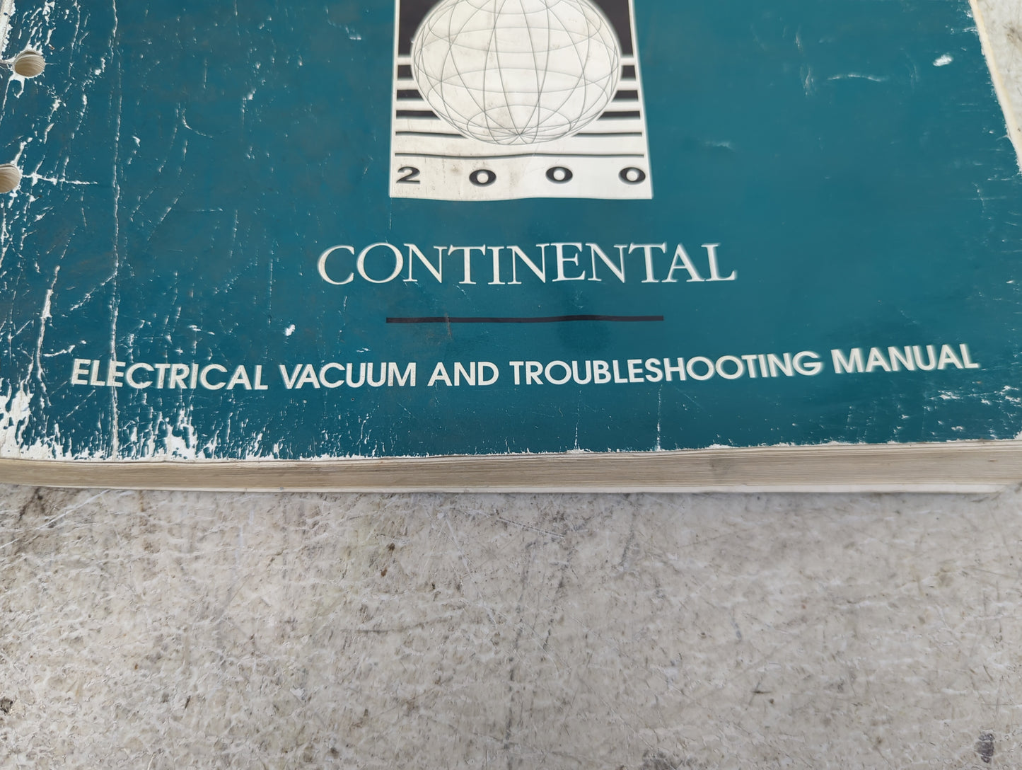 1998 Lincoln Continental Owners Manual Book Guide P/N:FCS-12175-98 OEM Used Auto Parts - Oemusedautoparts1.com