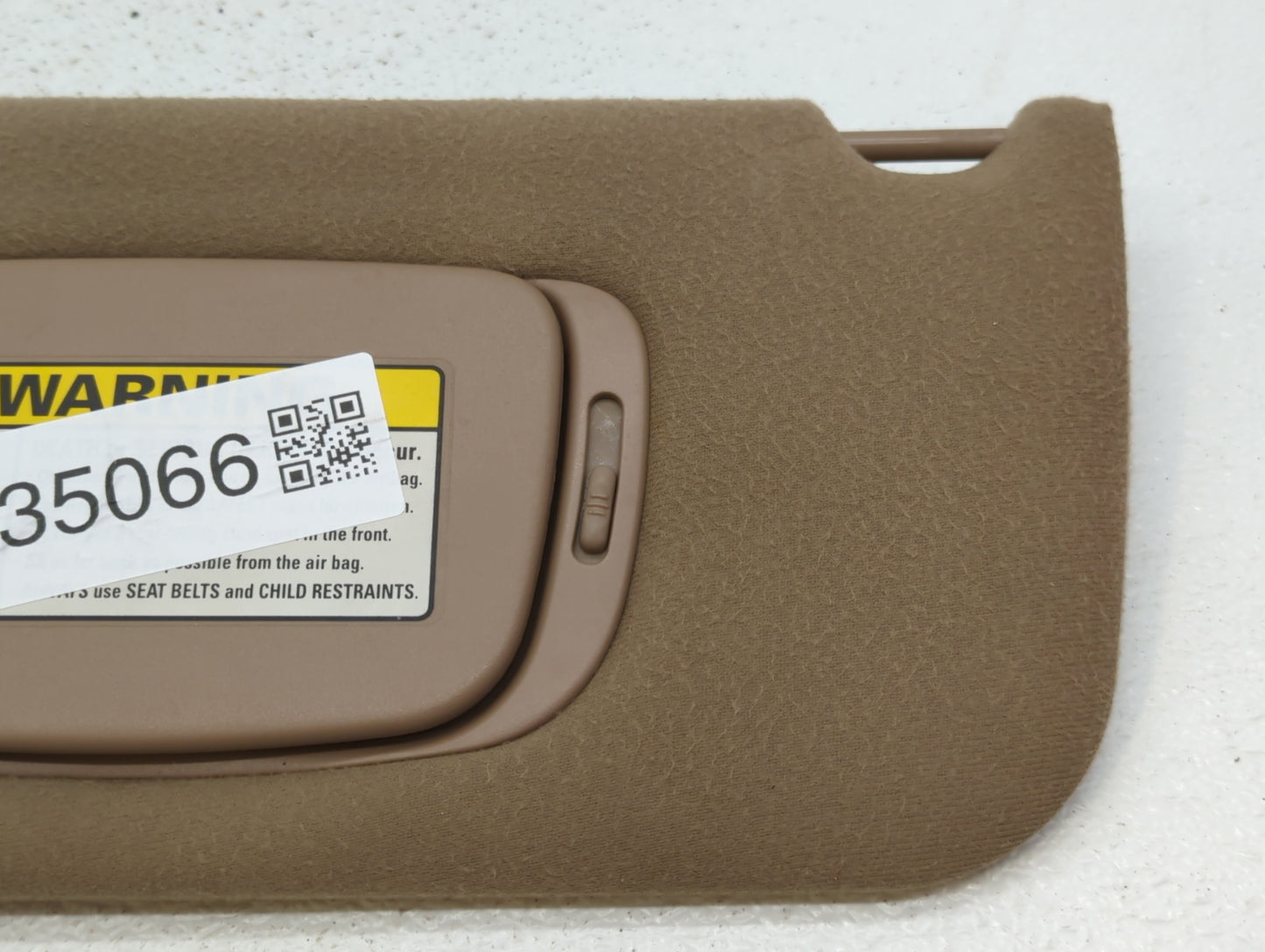 1998 Lincoln Continental Sun Visor Shade Replacement Driver Left Mirror Fits OEM Used Auto Parts - Oemusedautoparts1.com