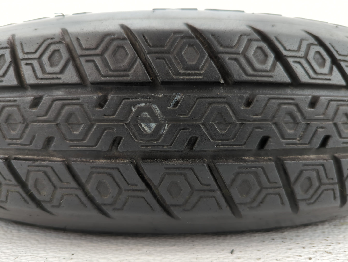 Lincoln Mark Iii Spare Donut Tire Wheel Rim Oem - Oemusedautoparts1.com