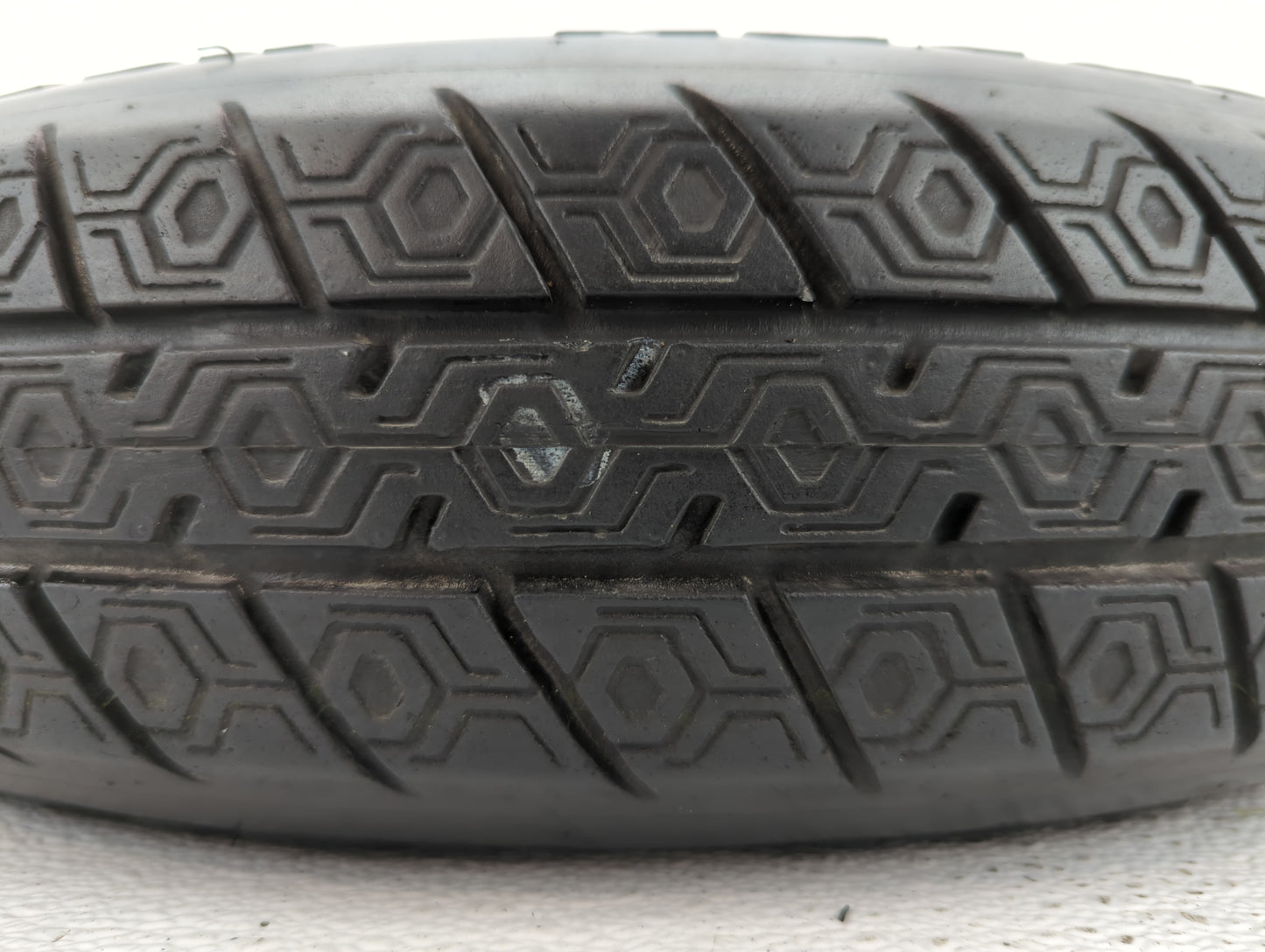 Lincoln Mark Iii Spare Donut Tire Wheel Rim Oem - Oemusedautoparts1.com