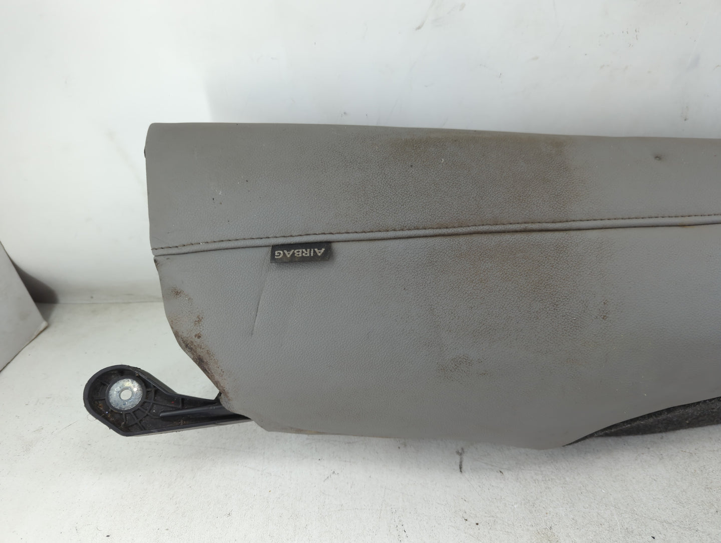 1998 Lincoln Navigator Air Bag Passenger Right Dashboard OEM P/N:1938904-06 Fits OEM Used Auto Parts - Oemusedautoparts1.com