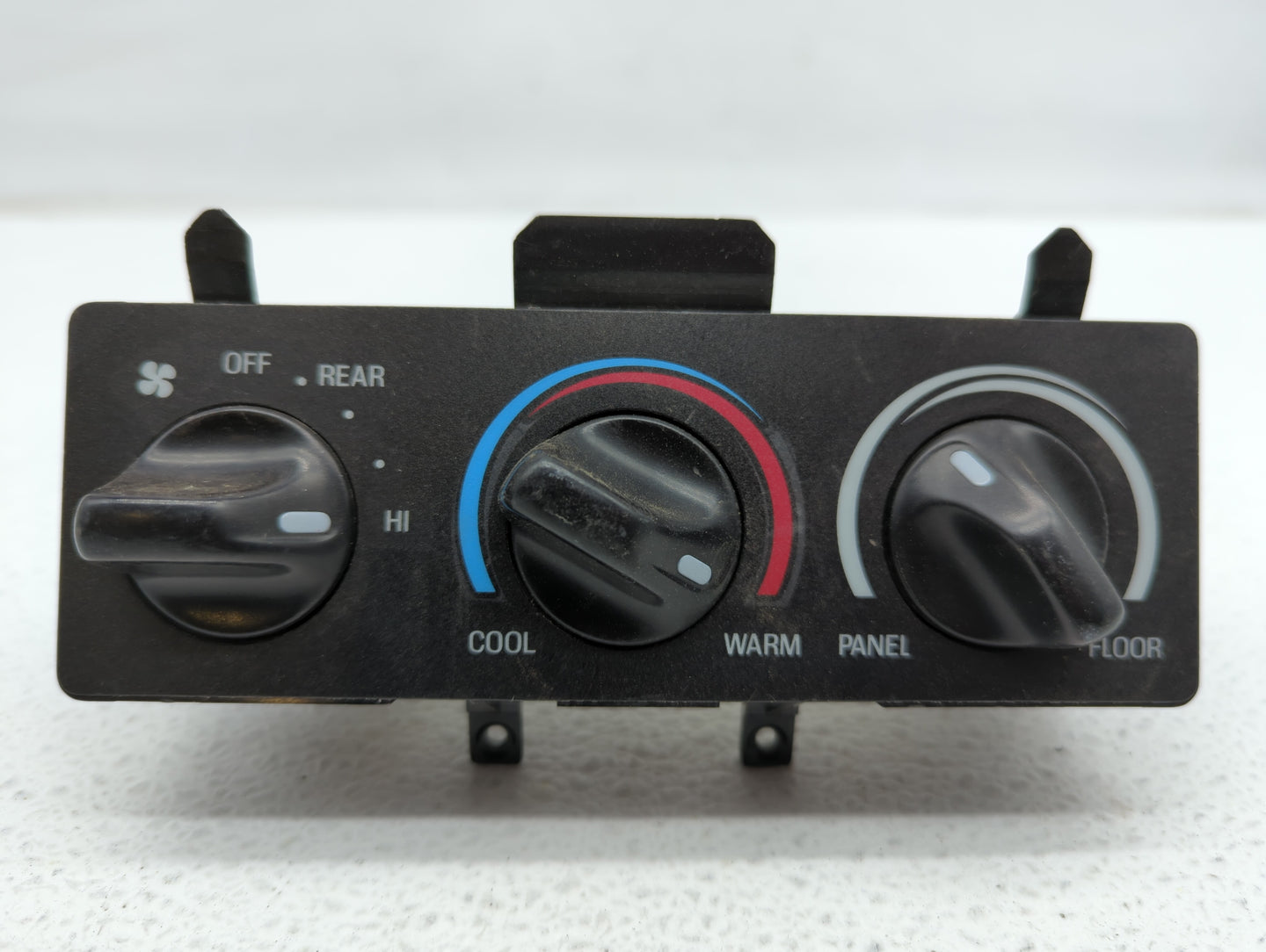 1998 Lincoln Navigator Climate Control Module Temperature AC/Heater Replacement P/N:F75H-19E764-BB F75H-19E764-CB Fits Fits 