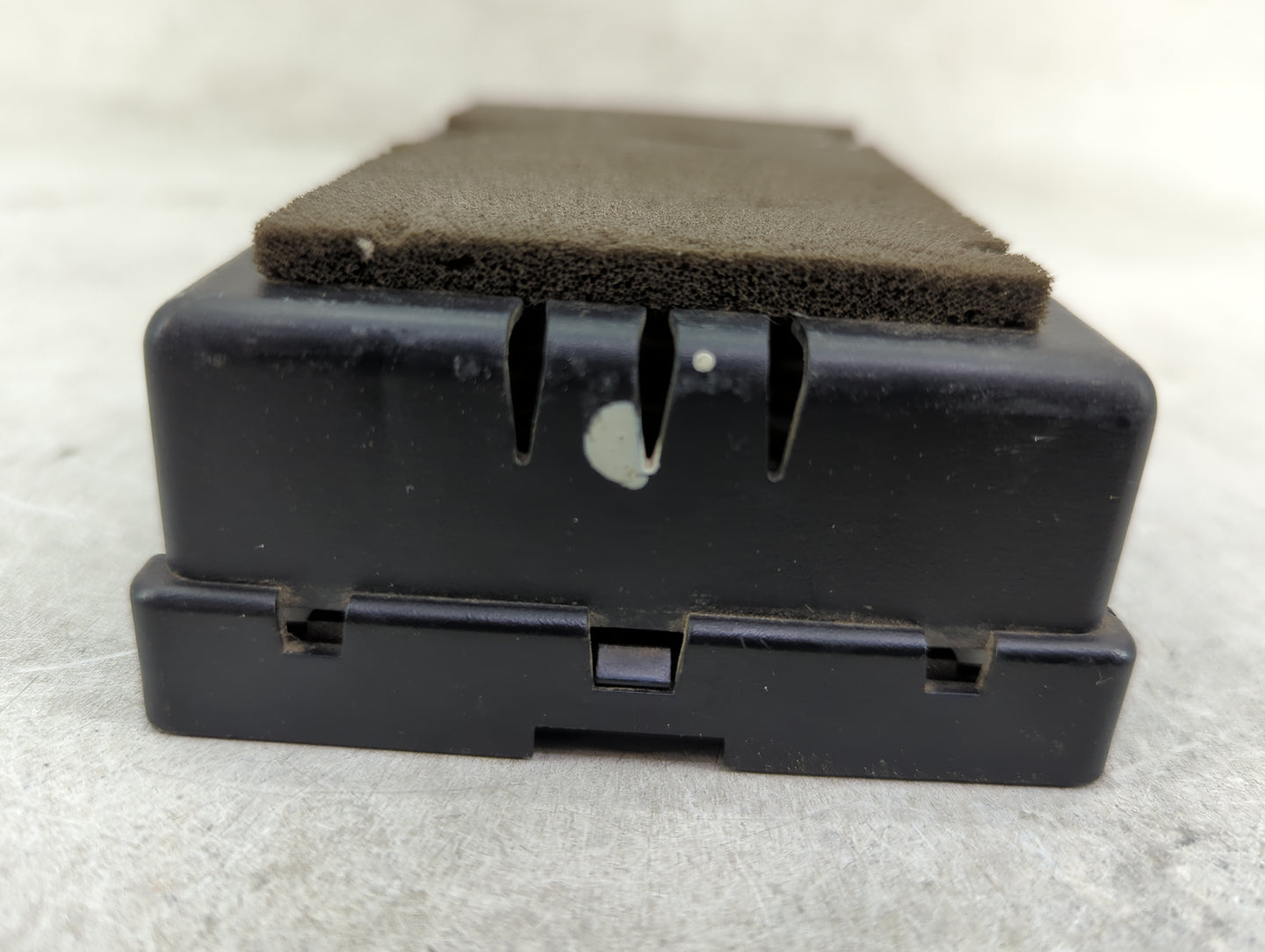 1998 Lincoln Town Car Body Control Module Bcm Inner Cabin Fuse Box - Oemusedautoparts1.com