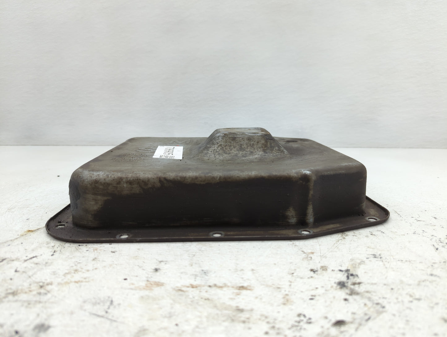 1994-1998 Lincoln Town Car Engine Oil Pan P/N:0488 Fits Fits 1994 1995 1996 1997 1998 OEM Used Auto Parts - Oemusedautoparts