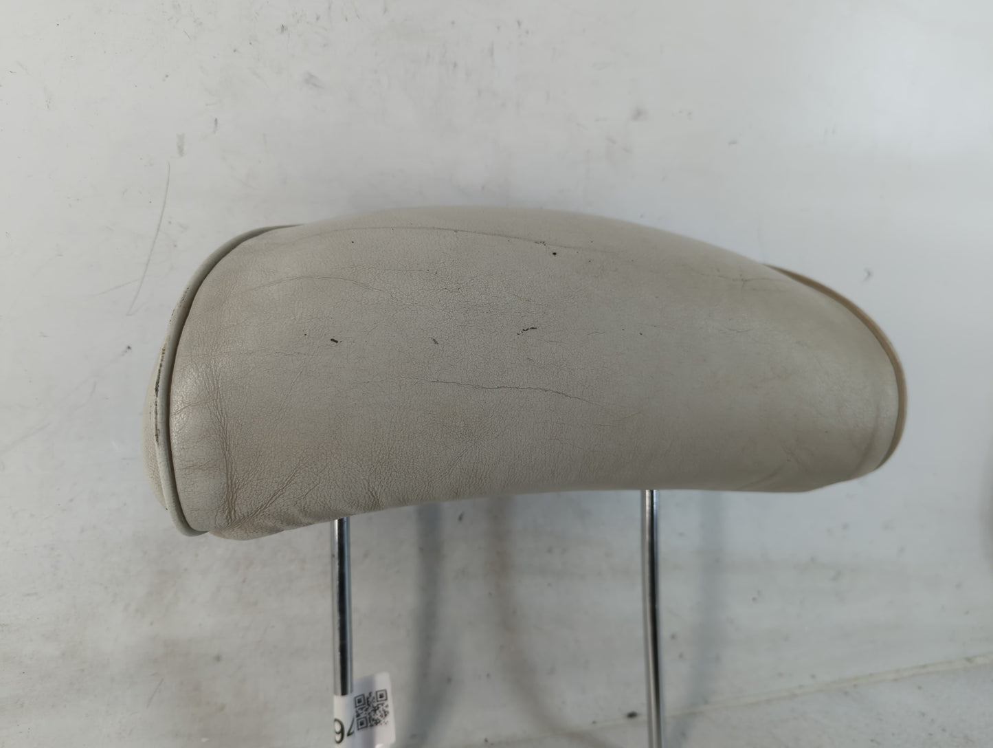 1998 Lincoln Town Car Headrest Head Rest Front Driver Passenger Seat Fits OEM Used Auto Parts - Oemusedautoparts1.com