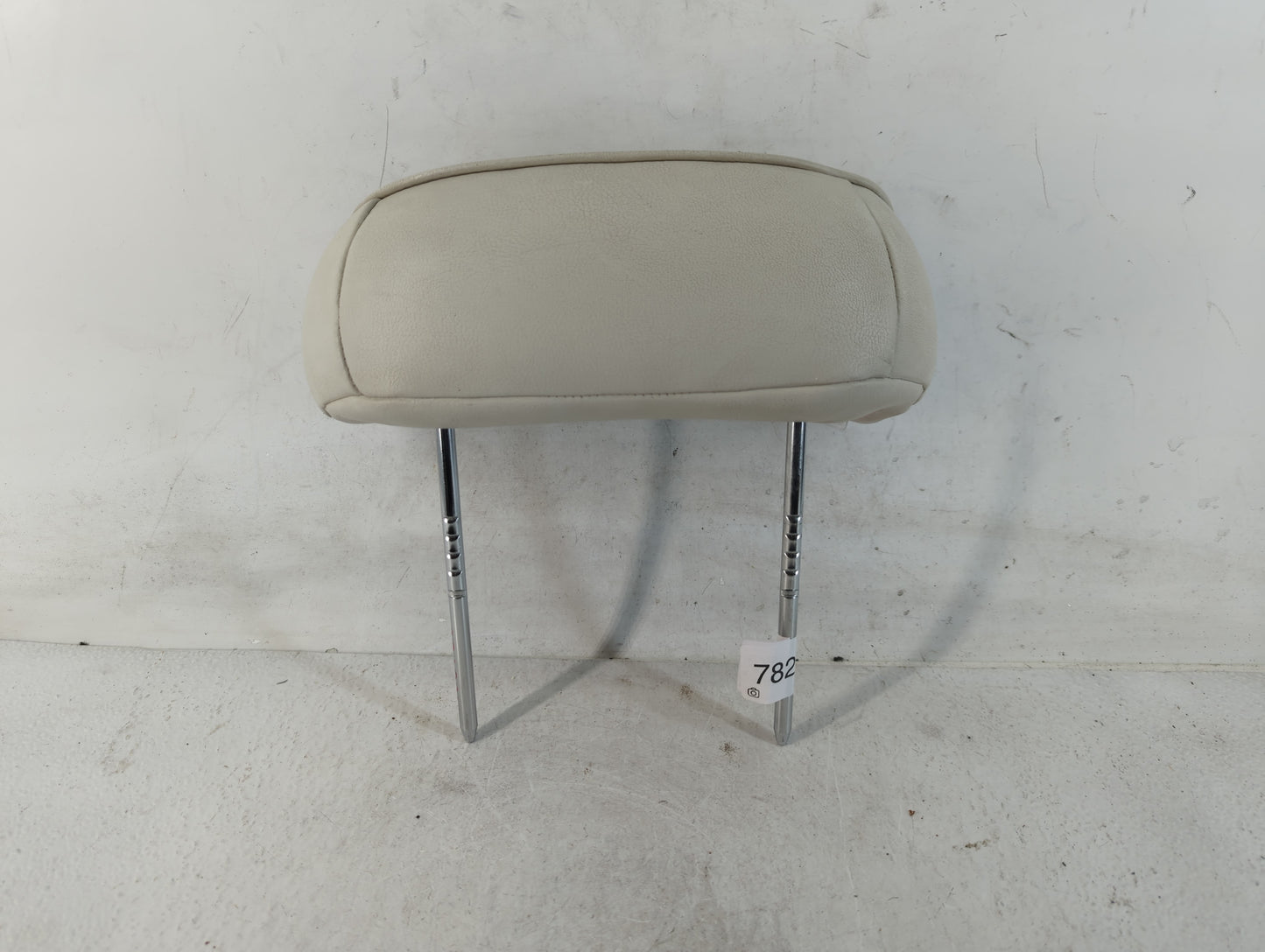 1998 Lincoln Town Car Headrest Head Rest Front Driver Passenger Seat Fits OEM Used Auto Parts - Oemusedautoparts1.com