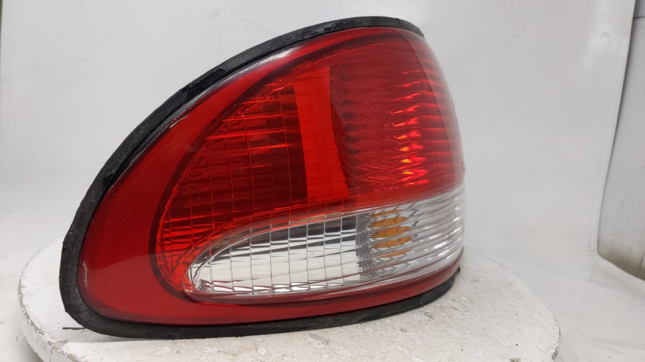 1999-2000 Mazda Millenia Tail Light Assembly Passenger Right OEM P/N:220-61882 Fits Fits 1999 2000 OEM Used Auto Parts - Oem