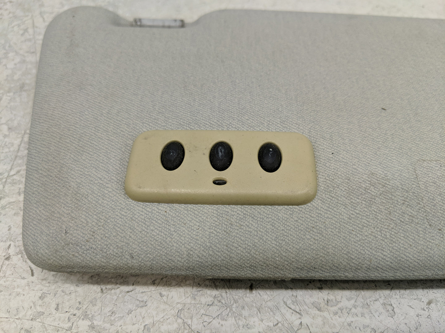 1998 Mercedes-Benz E-Class Sun Visor Shade Replacement Driver Left Mirror Fits OEM Used Auto Parts - Oemusedautoparts1.com