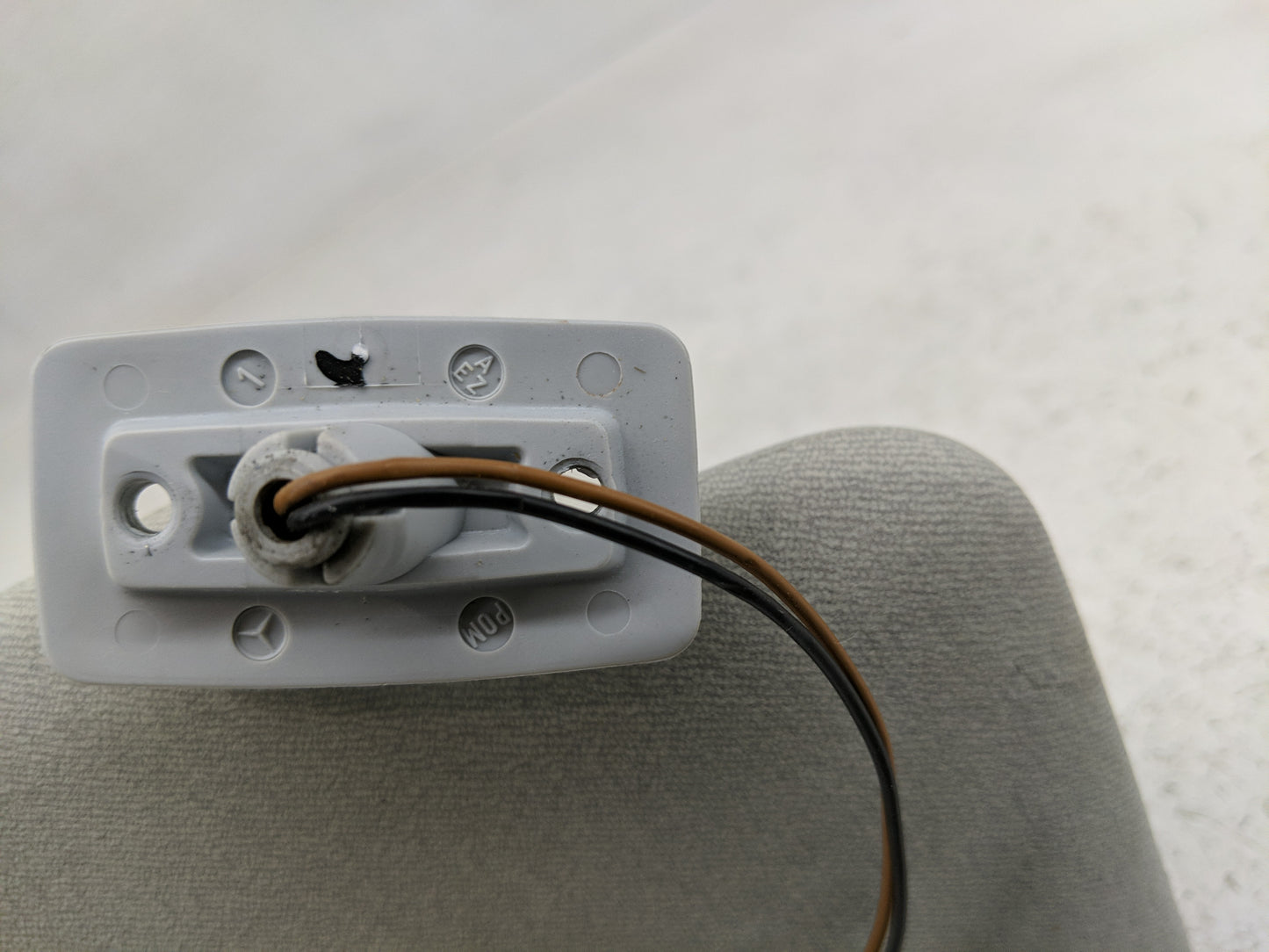 1998 Mercedes-Benz E-Class Sun Visor Shade Replacement Driver Left Mirror Fits OEM Used Auto Parts - Oemusedautoparts1.com