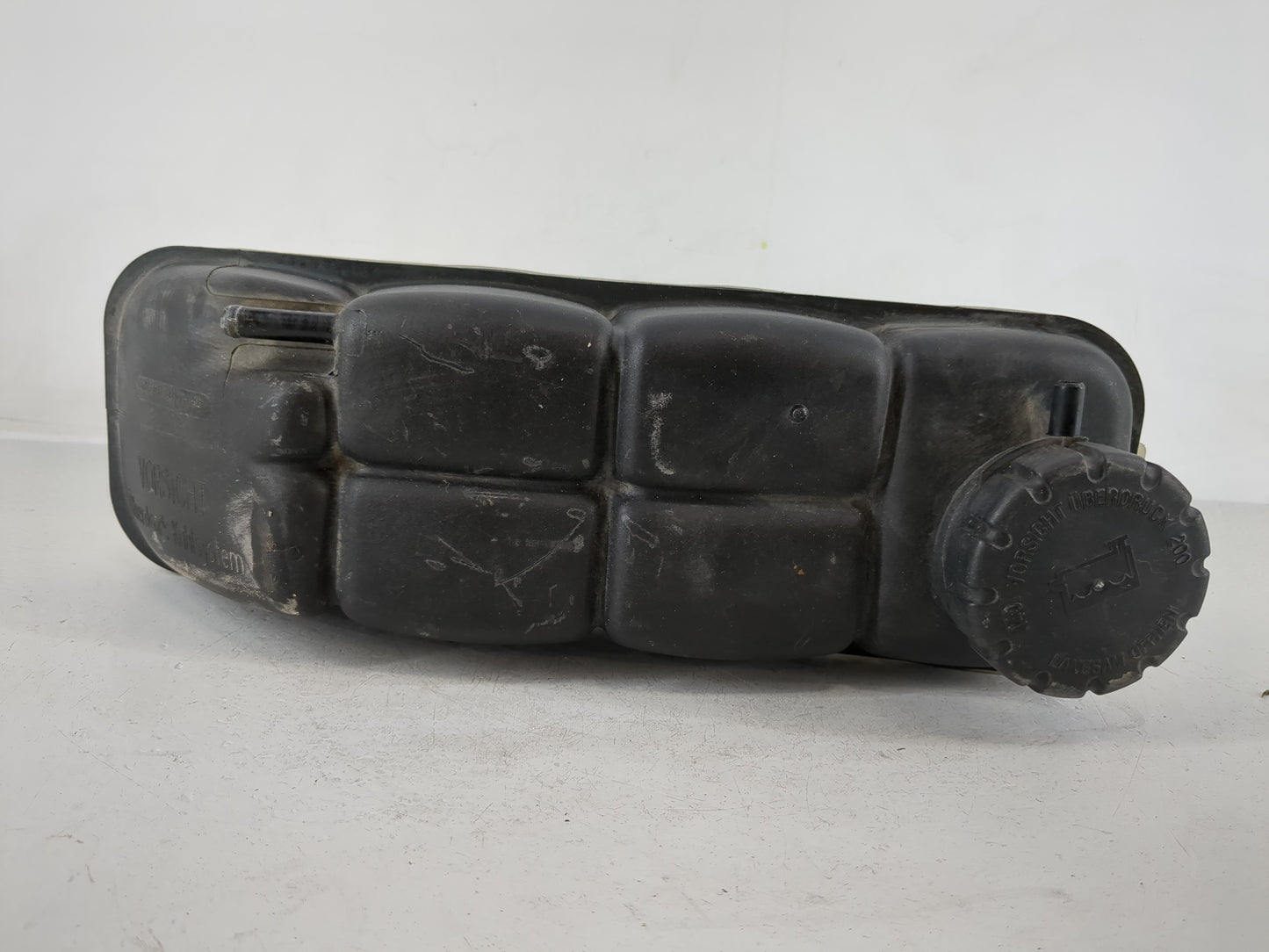 Mercedes-benz E300 Windshield Washer Fluid Reservoir Bottle Oem - Oemusedautoparts1.com