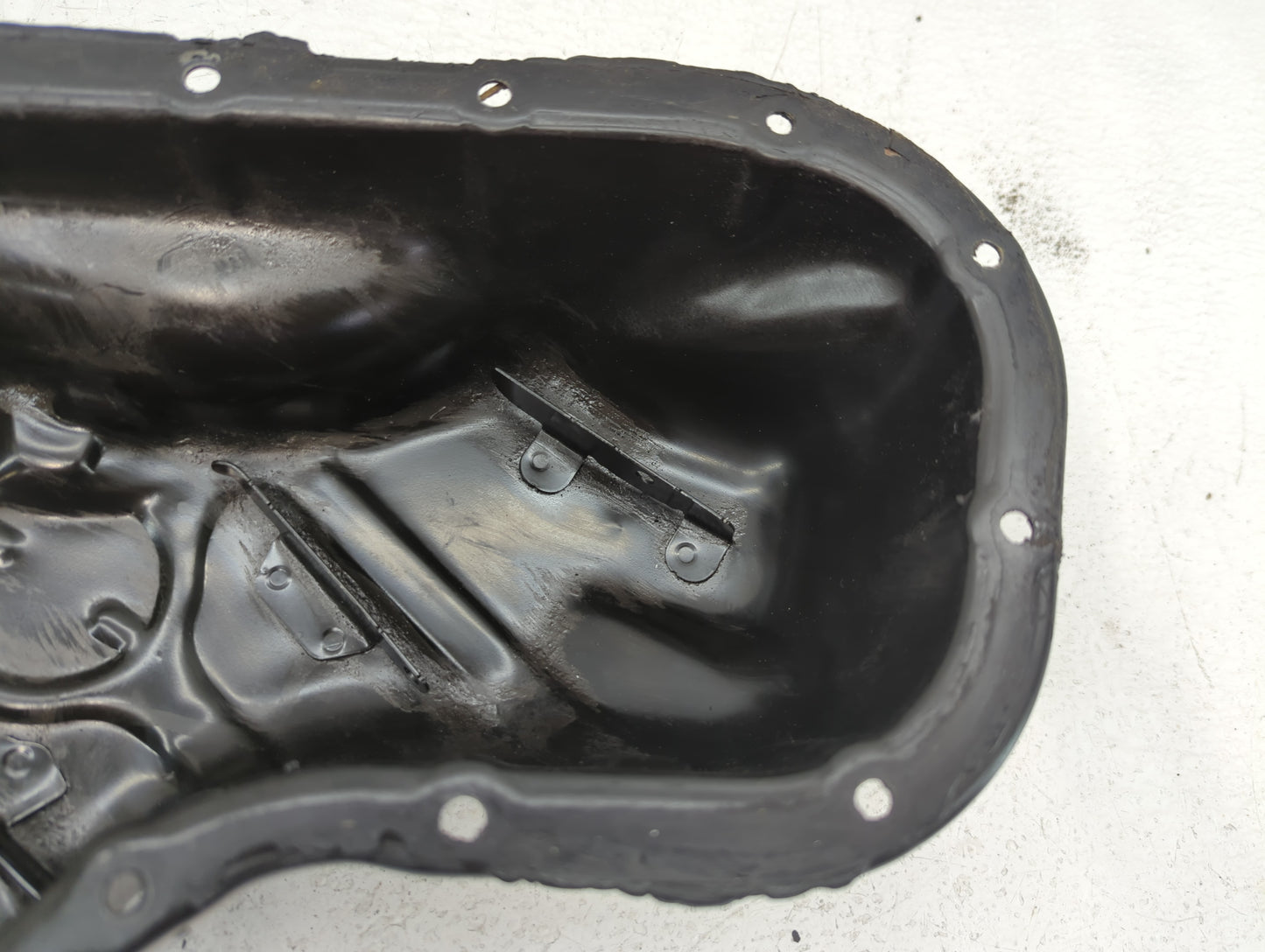 1998 Mercedes-Benz E320 Engine Oil Pan Fits OEM Used Auto Parts - Oemusedautoparts1.com