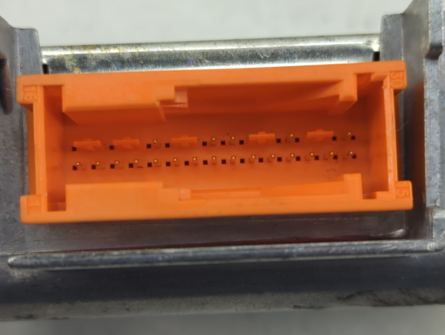 1998 Mercedes-benz S320 Airbag Control Module 820 81 26 - Oemusedautoparts1.com