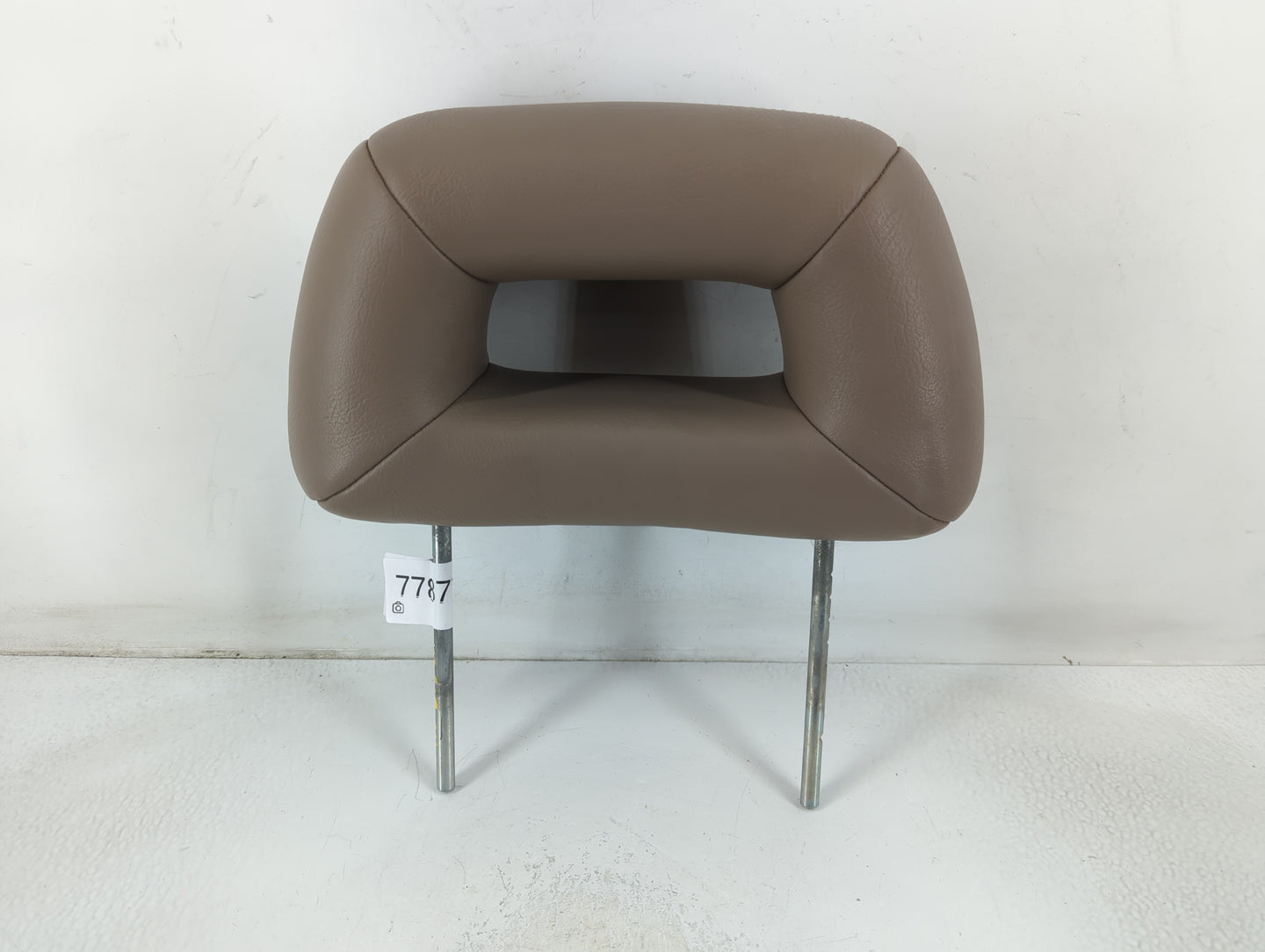 1998 Mercury Grand Marquis Headrest Head Rest Front Driver Passenger Seat Fits OEM Used Auto Parts - Oemusedautoparts1.com