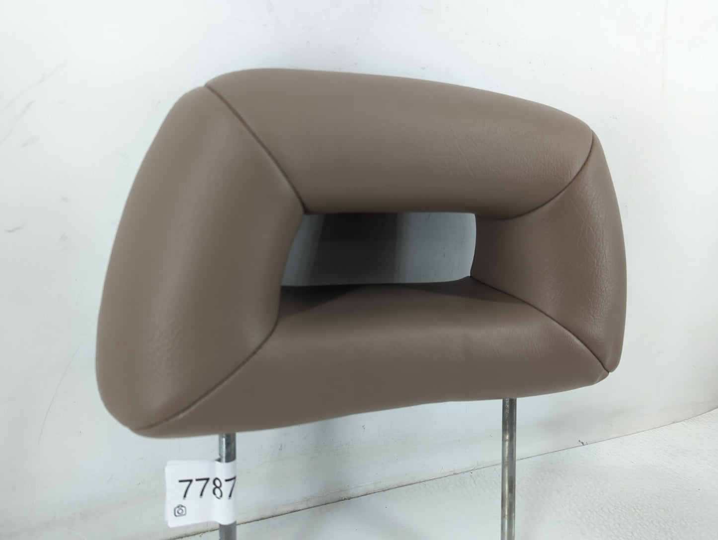 1998 Mercury Grand Marquis Headrest Head Rest Front Driver Passenger Seat Fits OEM Used Auto Parts - Oemusedautoparts1.com