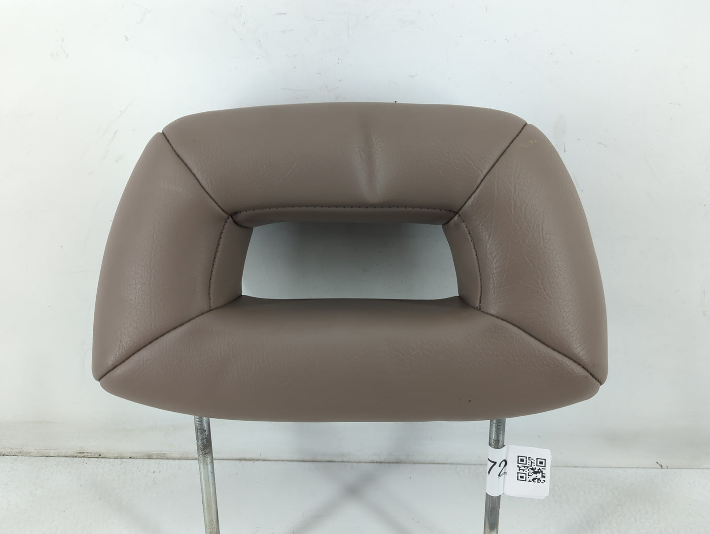 1998 Mercury Grand Marquis Headrest Head Rest Front Driver Passenger Seat Fits OEM Used Auto Parts - Oemusedautoparts1.com