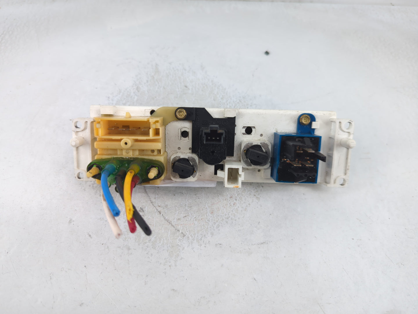 1998-2009 Mercury Grand Marquis Climate Control Module Temperature AC/Heater Replacement Fits OEM Used Auto Parts - Oemuseda