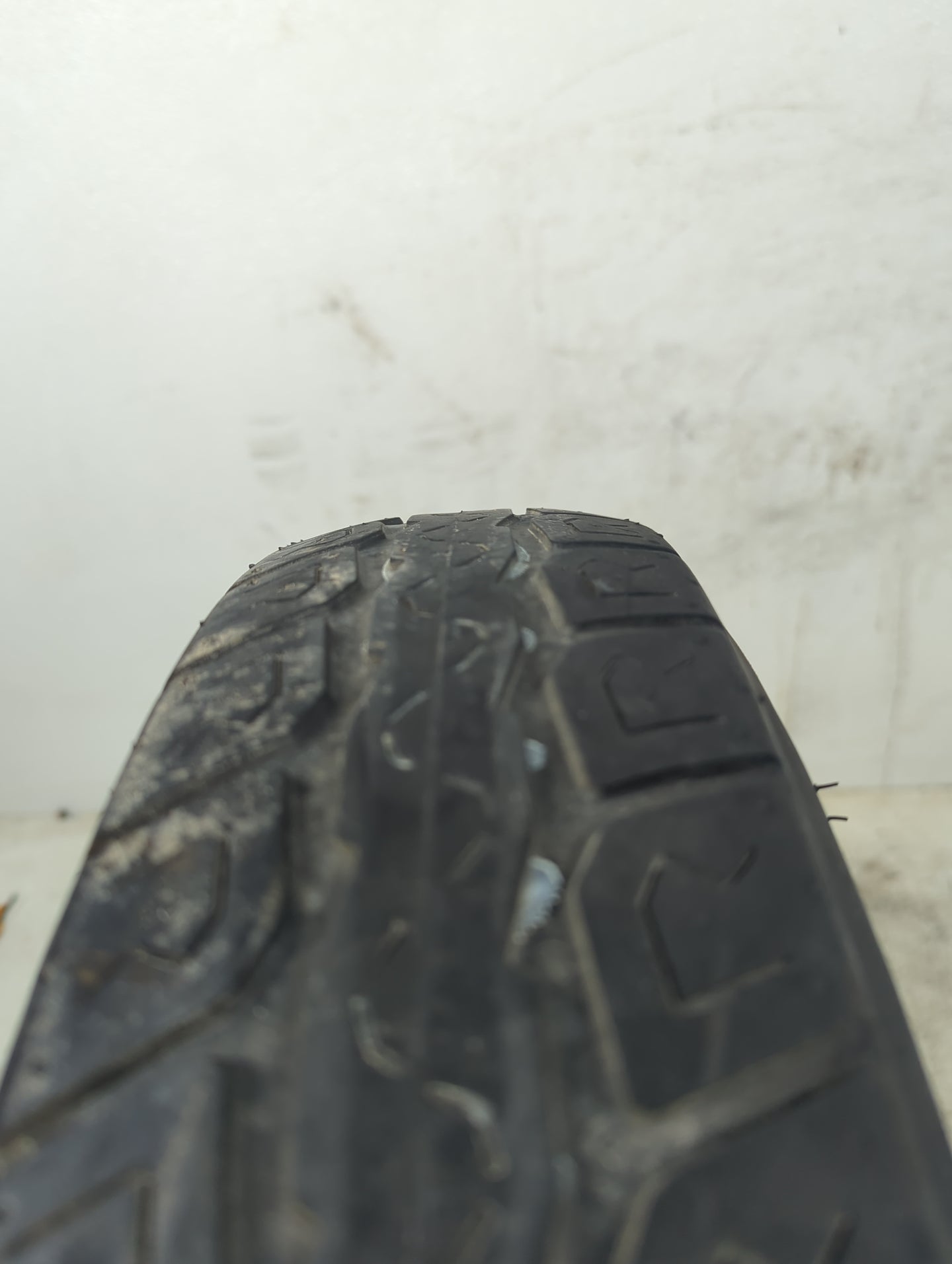 1998 Mustang Mustan Spare Donut Tire Wheel Rim Oem - Oemusedautoparts1.com
