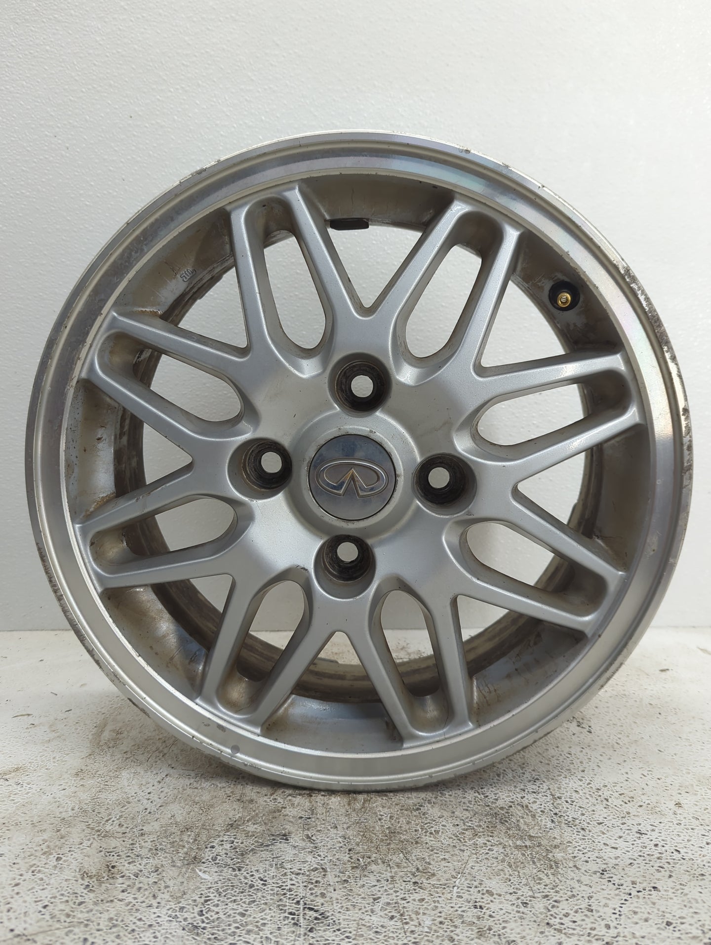 1997-1998 Nissan 240sx Oem Wheel Rim - Oemusedautoparts1.com