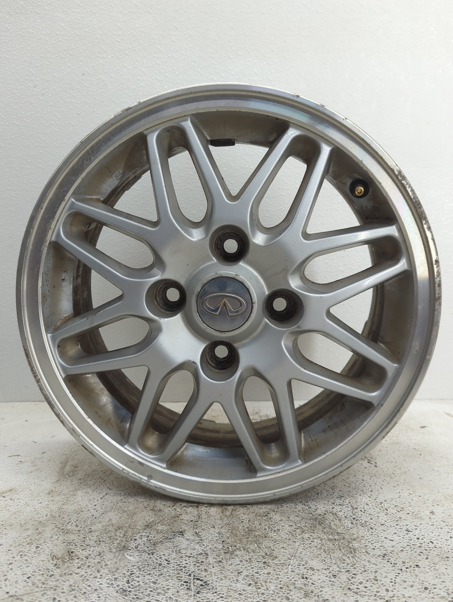 1997-1998 Nissan 240sx Oem Wheel Rim - Oemusedautoparts1.com