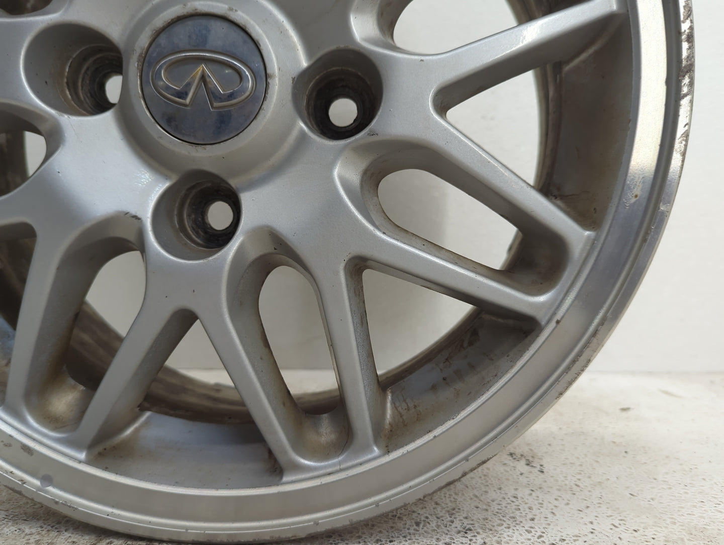 1997-1998 Nissan 240sx Oem Wheel Rim - Oemusedautoparts1.com