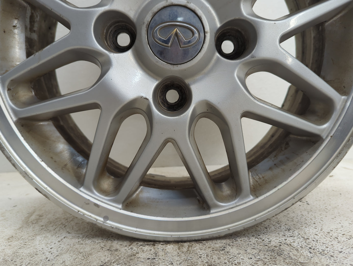 1997-1998 Nissan 240sx Oem Wheel Rim 1101173 - Oemusedautoparts1.com