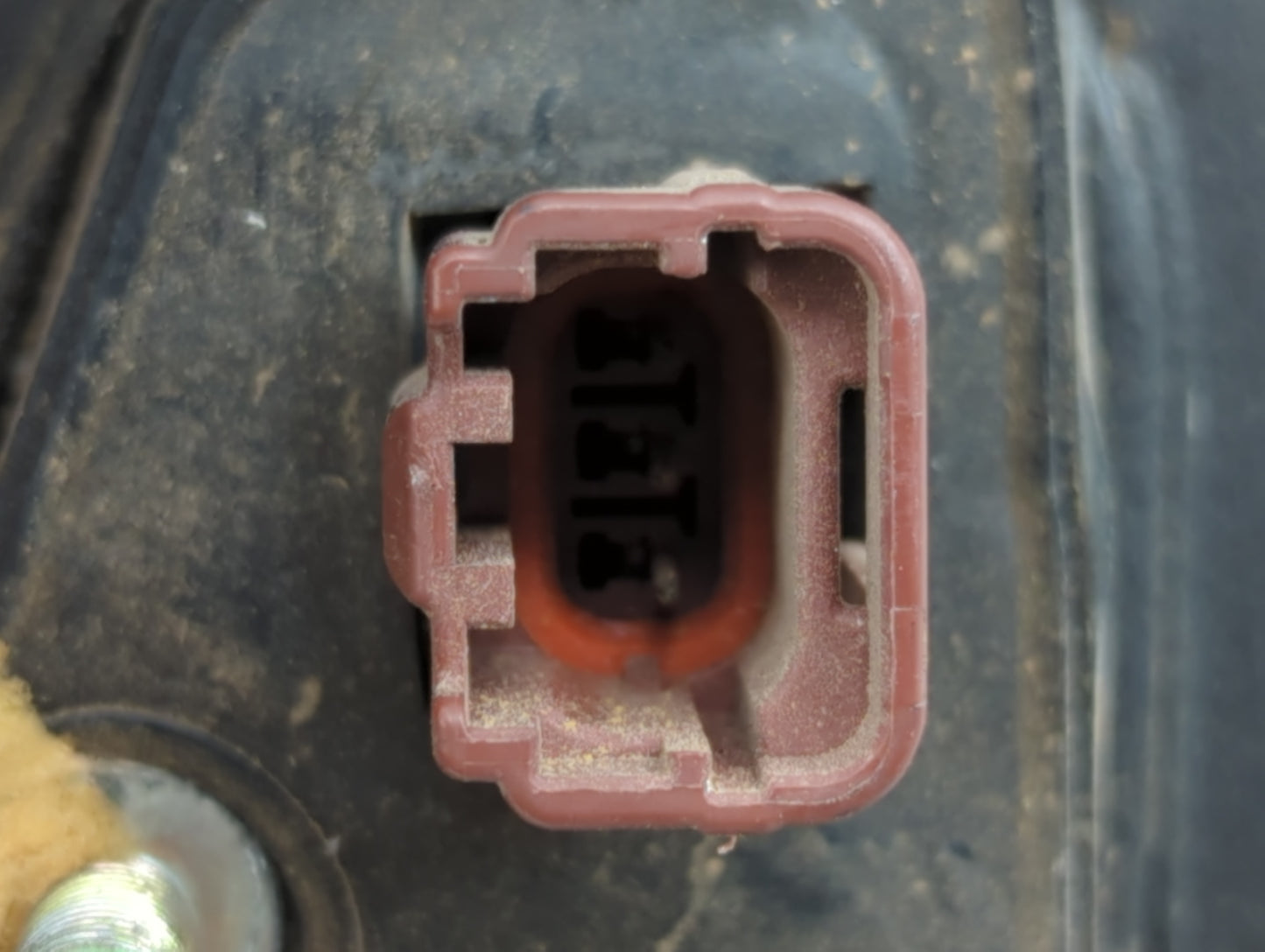1998-1999 Nissan Altima Driver Side View Mirror - Left Door Mirror OEM Used - Oemusedautoparts1.com