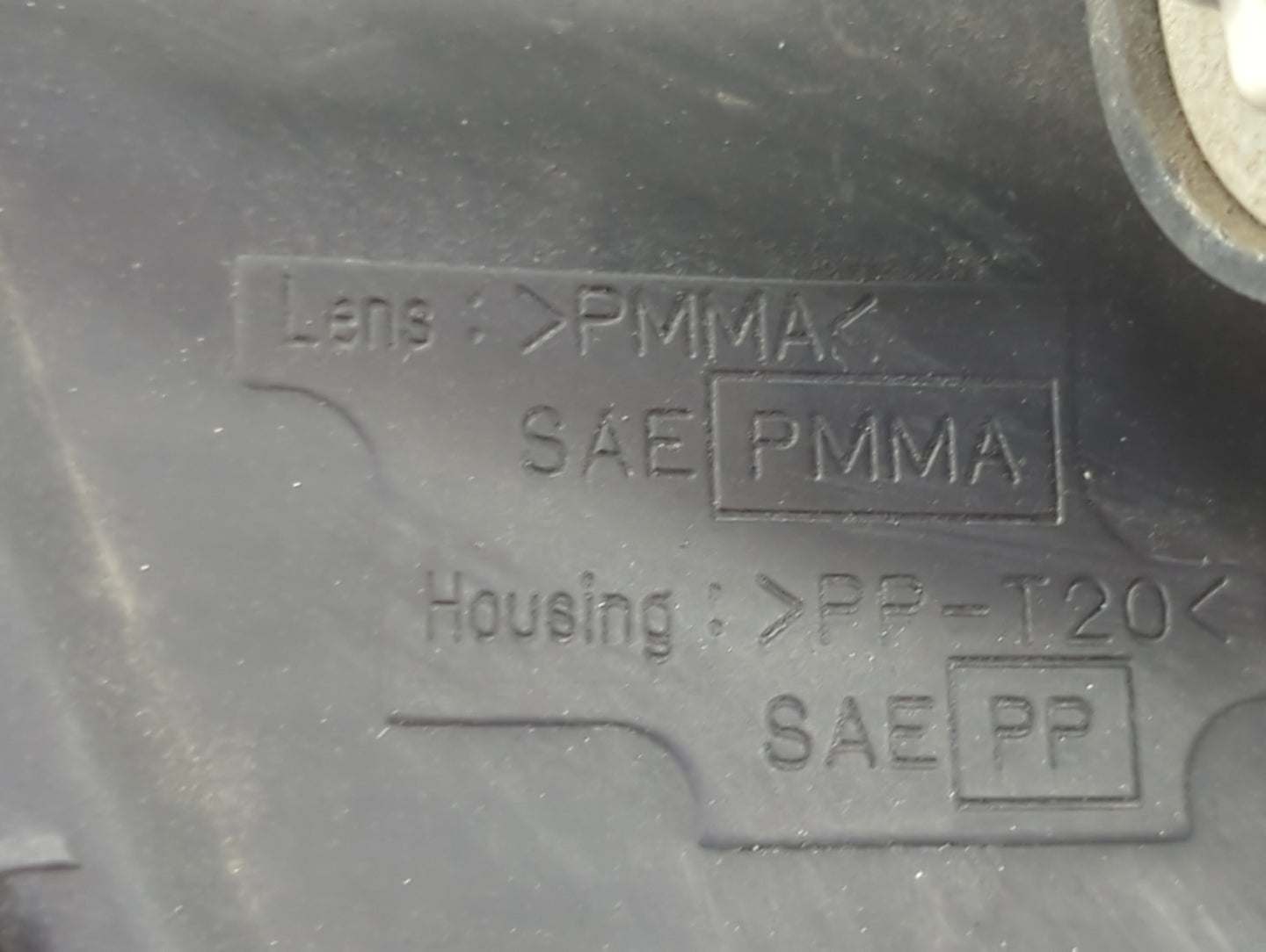 1998-1999 Nissan Altima Passenger Right Oem Head Light Headlight Lamp - Oemusedautoparts1.com
