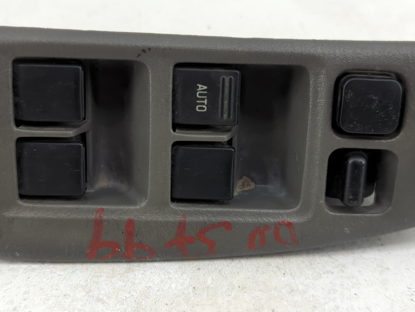 1998-2001 Nissan Altima Master Power Window Switch Replacement Driver Side Left P/N:80961 9E000 Fits OEM Used Auto Parts - O