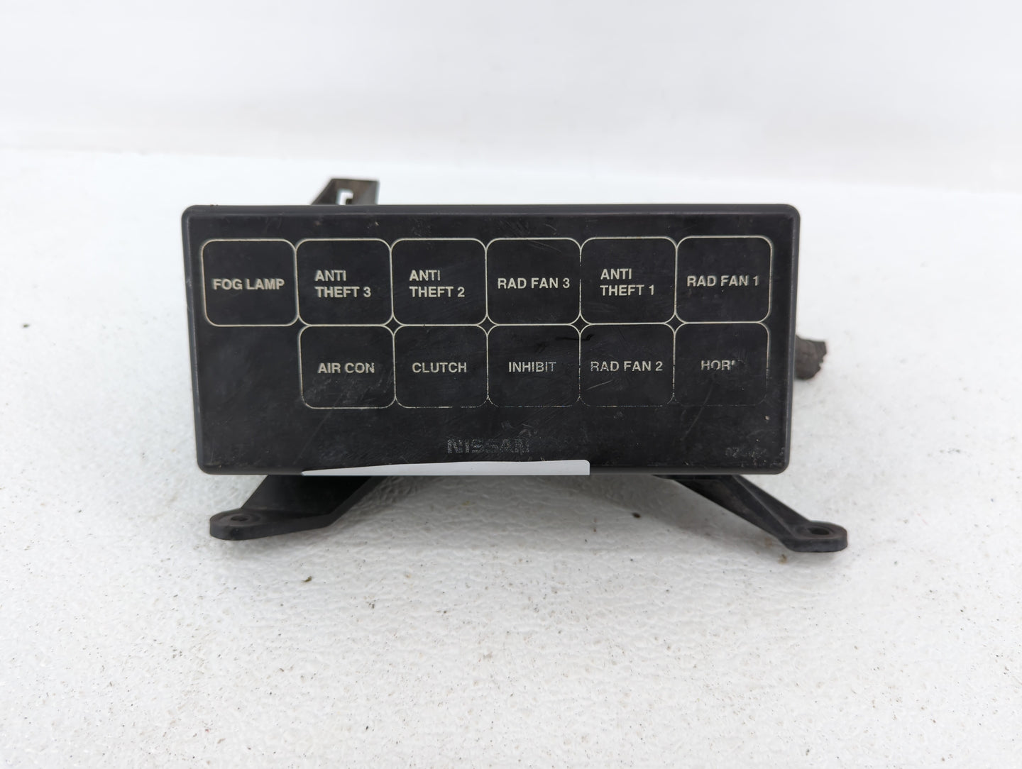 2000-2001 Nissan Altima Fusebox Fuse Box Panel Relay Module P/N:7124-6529 Fits Fits 2000 2001 OEM Used Auto Parts - Oemuseda