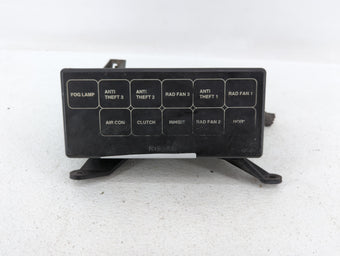 compare product 2000-2001 Nissan Altima Fusebox Fuse Box Panel Relay Module P/N:7124-6529 Fits Fits 2000 2001 OEM Used Auto Parts