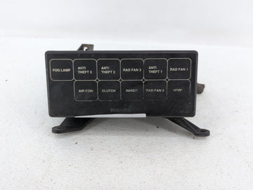 2000-2001 Nissan Altima Fusebox Fuse Box Panel Relay Module P/N:7124-6529 Fits Fits 2000 2001 OEM Used Auto Parts - Oemuseda