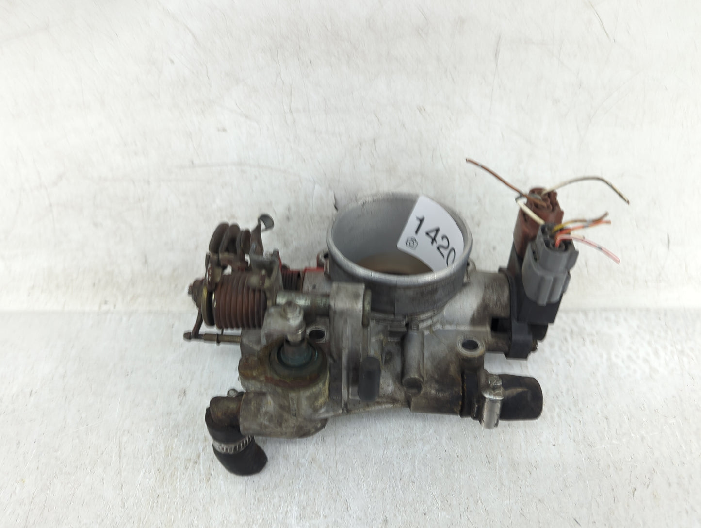 1996-1998 Nissan Quest Throttle Body Fits Fits 1996 1997 1998 OEM Used Auto Parts - Oemusedautoparts1.com