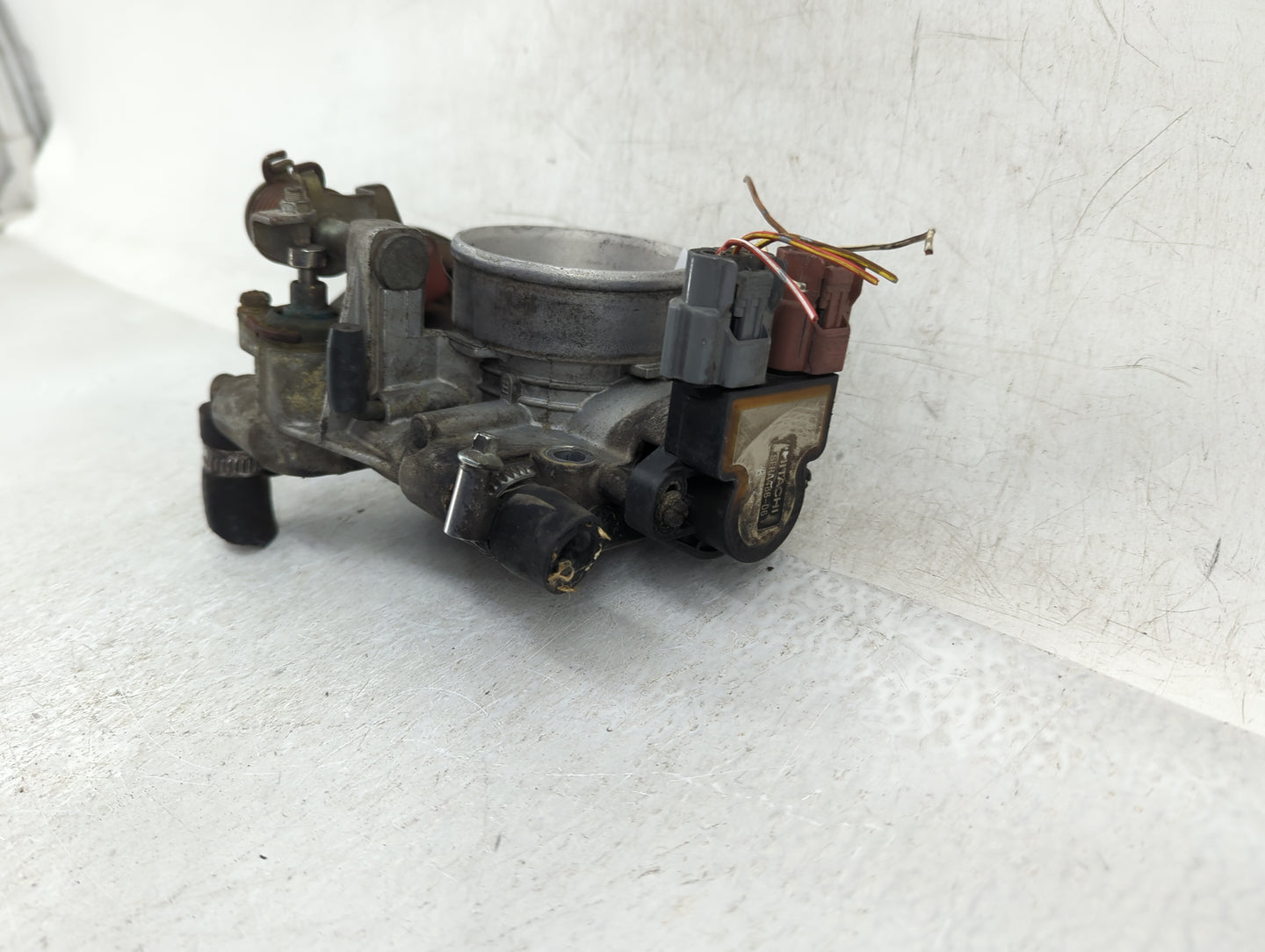1996-1998 Nissan Quest Throttle Body Fits Fits 1996 1997 1998 OEM Used Auto Parts - Oemusedautoparts1.com