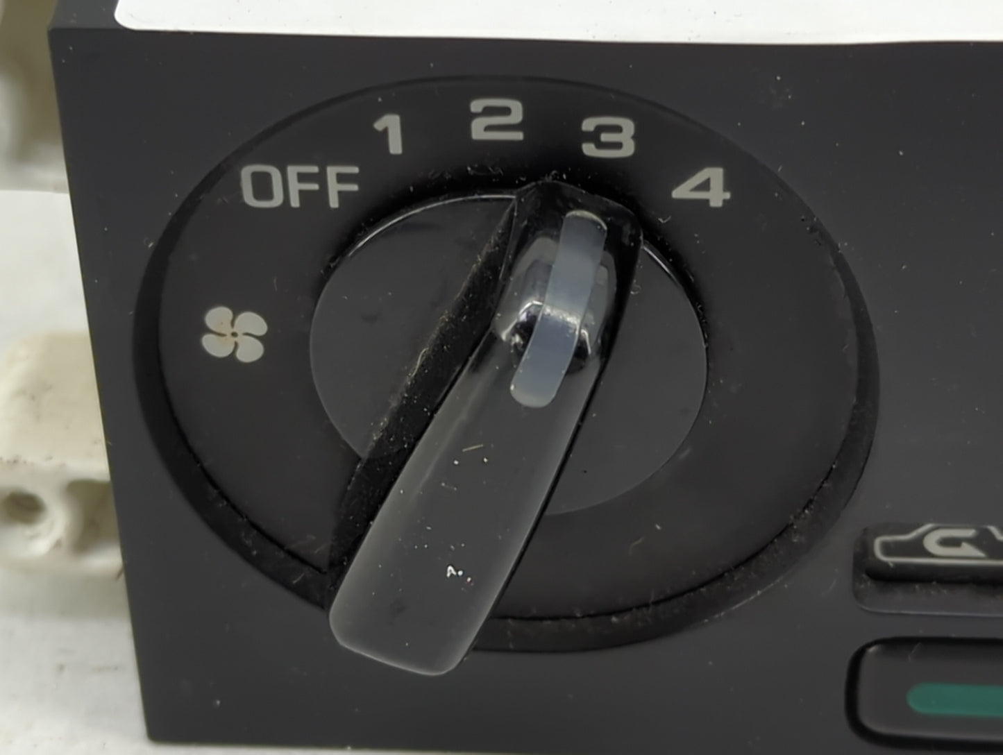 1998-1999 Nissan Sentra Climate Control Module Temperature AC/Heater Replacement Fits Fits 1998 1999 OEM Used Auto Parts - O