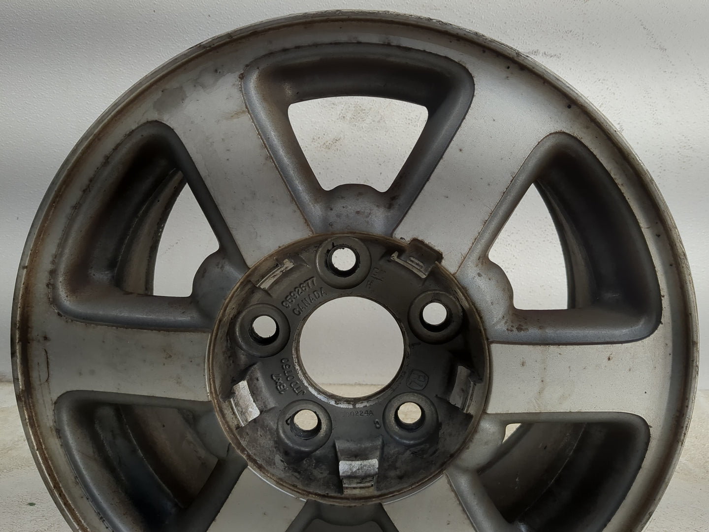 1998-2001 Oldsmobile Bravada Oem Wheel Rim 1220907 - Oemusedautoparts1.com