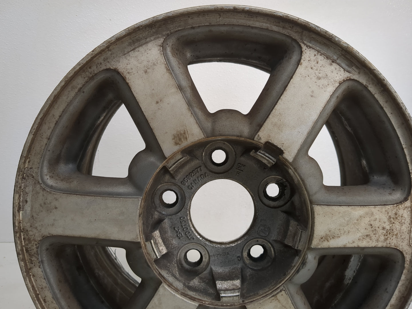 1998-2001 Oldsmobile Bravada Oem Wheel Rim 1220908 - Oemusedautoparts1.com